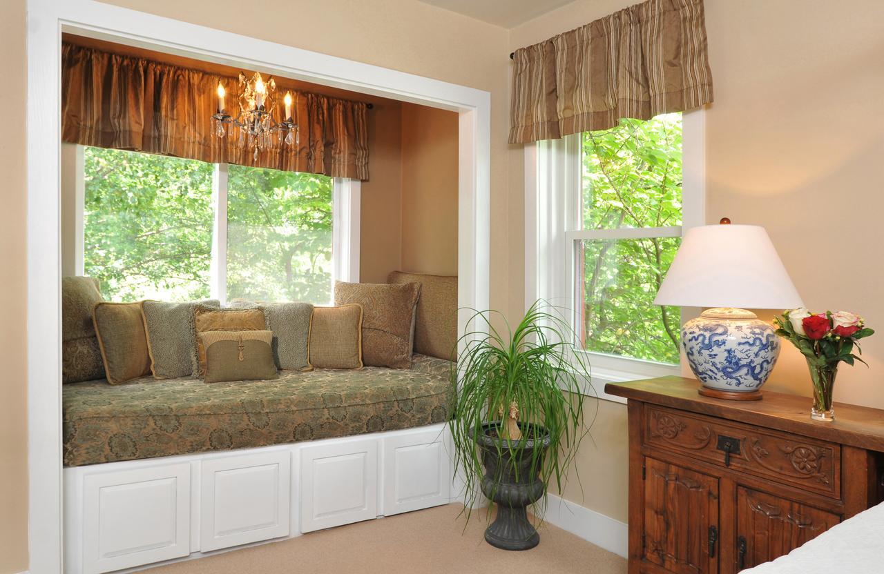 1795 Acorn Inn Bed And Breakfast Canandaigua Esterno foto