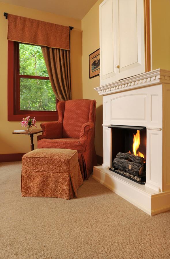 1795 Acorn Inn Bed And Breakfast Canandaigua Esterno foto